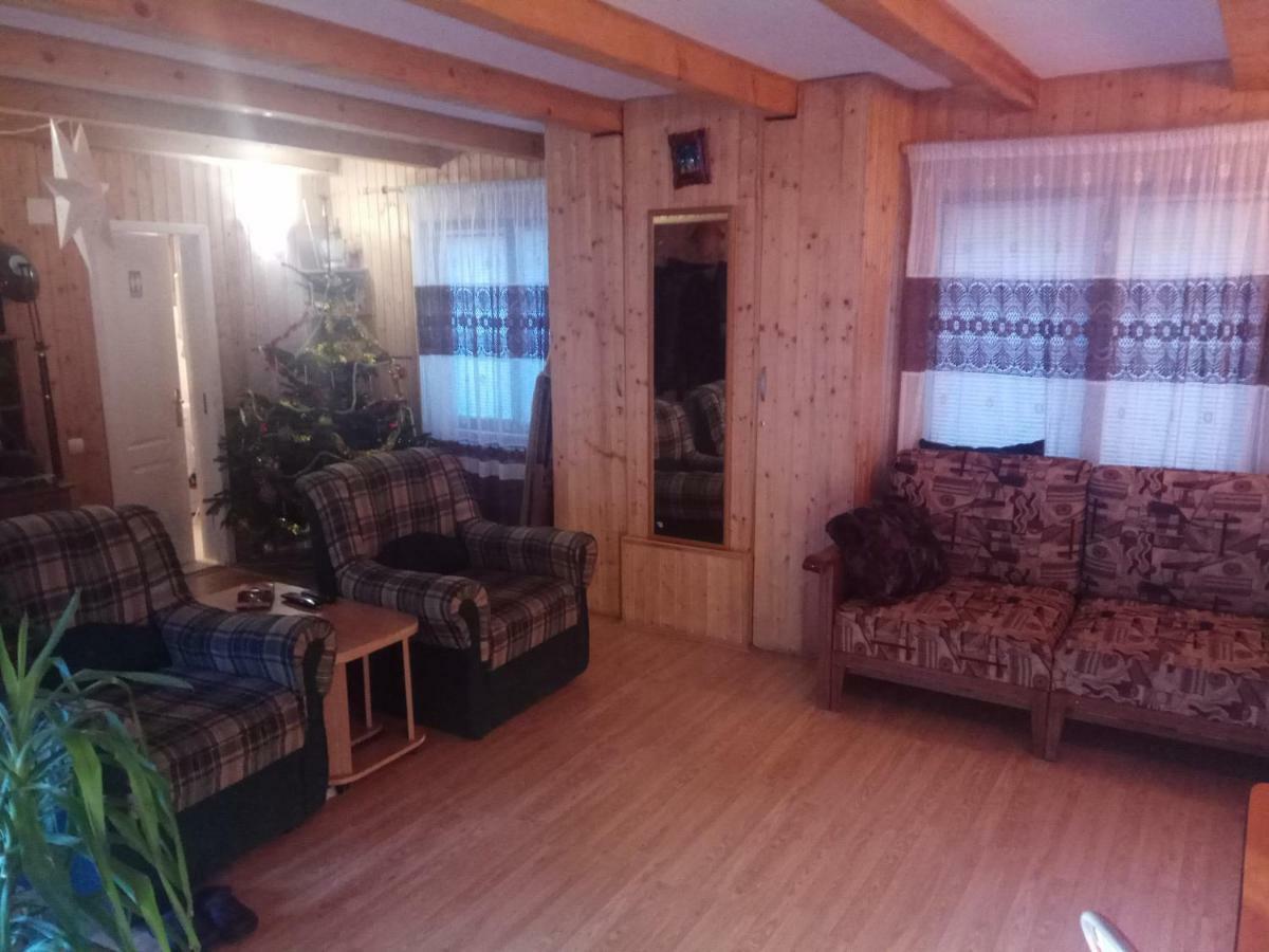 Casa Alexandru Hotel Азуга Екстериор снимка