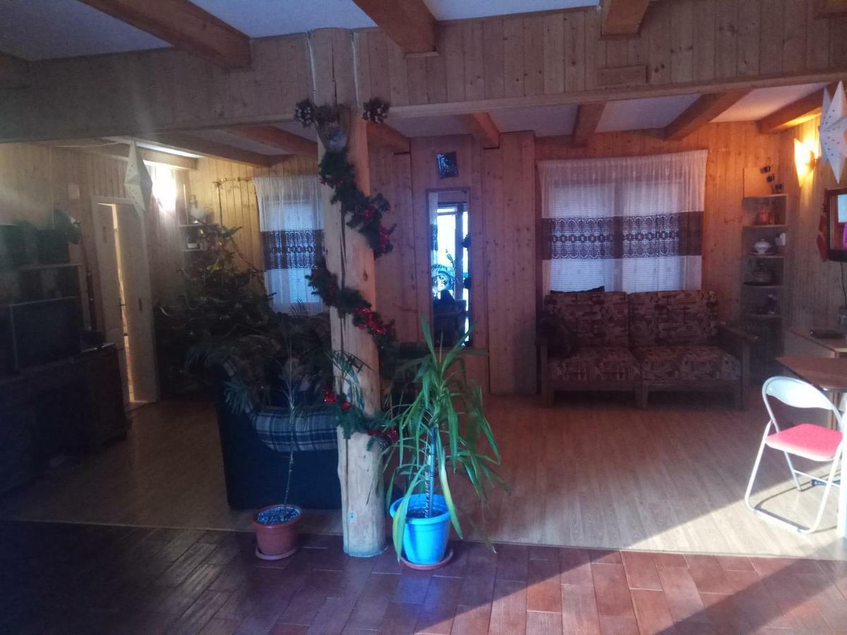 Casa Alexandru Hotel Азуга Екстериор снимка